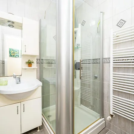 Cosy Nest In Center With Parking Apartman Sarajevo