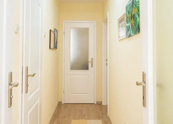 Cosy Nest In Center With Parking Saraybosna